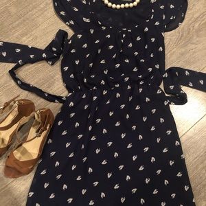 Smart Set, size m, versatile dress, navy with white leaf pattern.